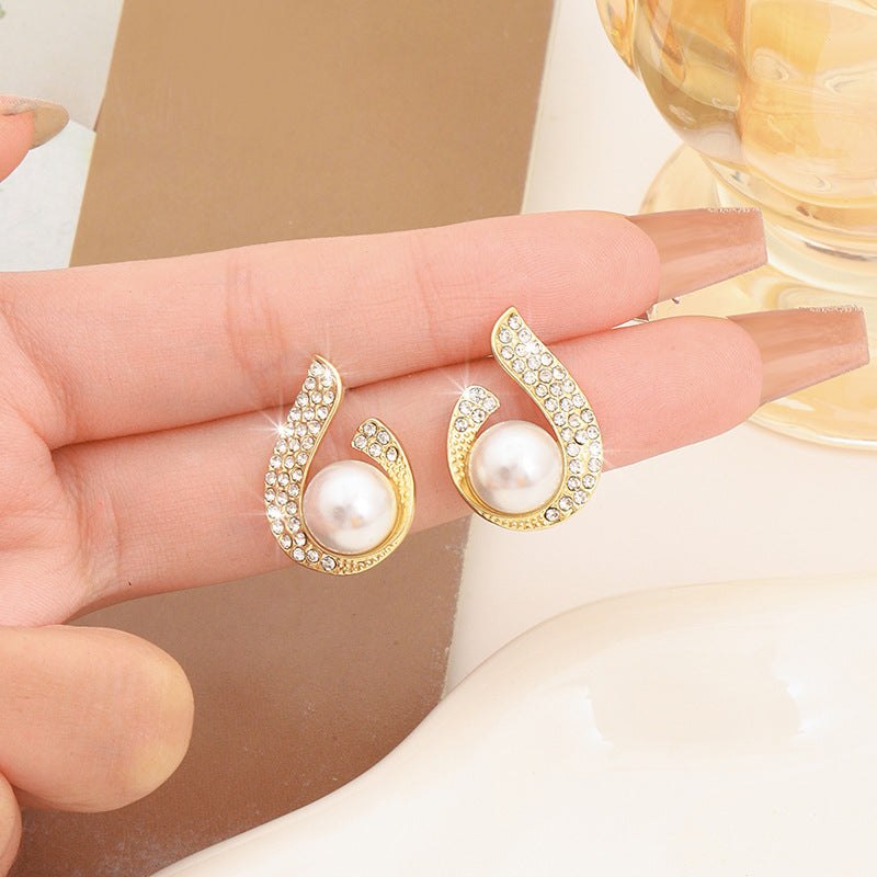 Pearl Drop Circle Silver Earrings